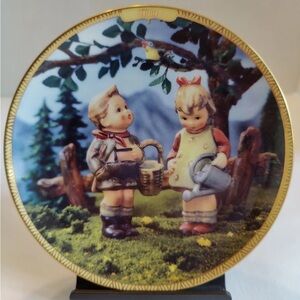 Hummel Seasons Of Joy Plate, 1999 Bradford Exchange, May